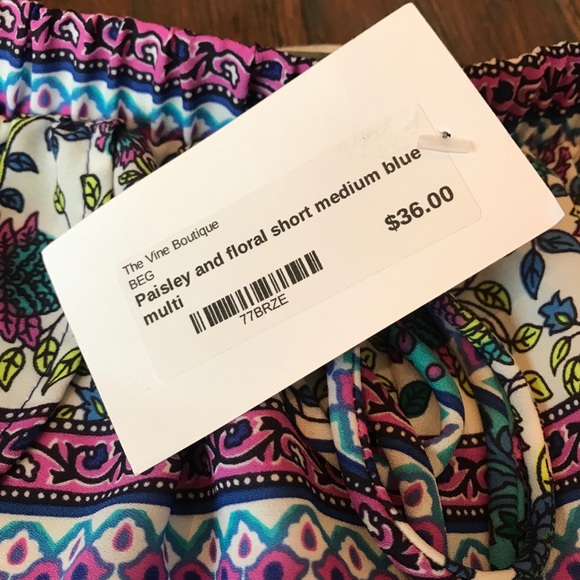 NWT Peach Love size M paisley & floral shorts - Picture 8 of 13